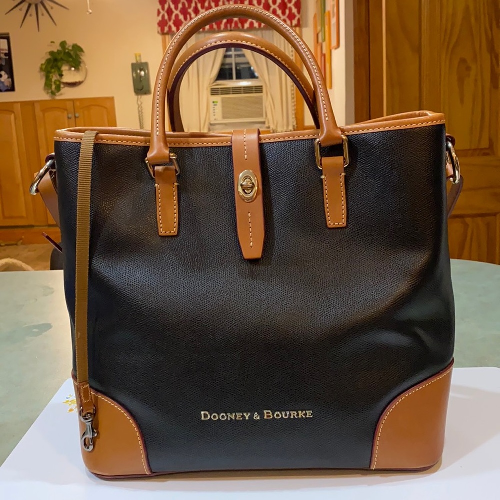 Large Dooney Saffiano leather tote